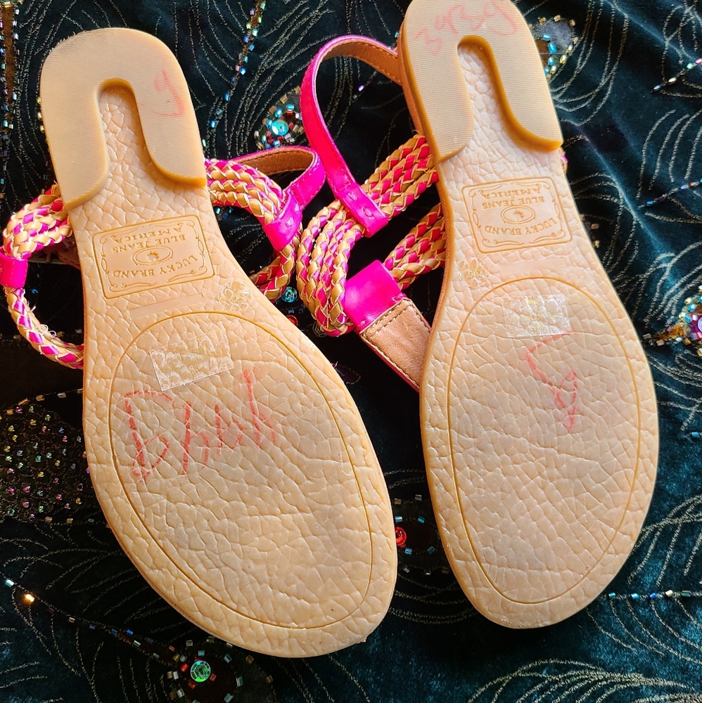 NWOT Lucky Brand Sandals - Picture 4 of 5